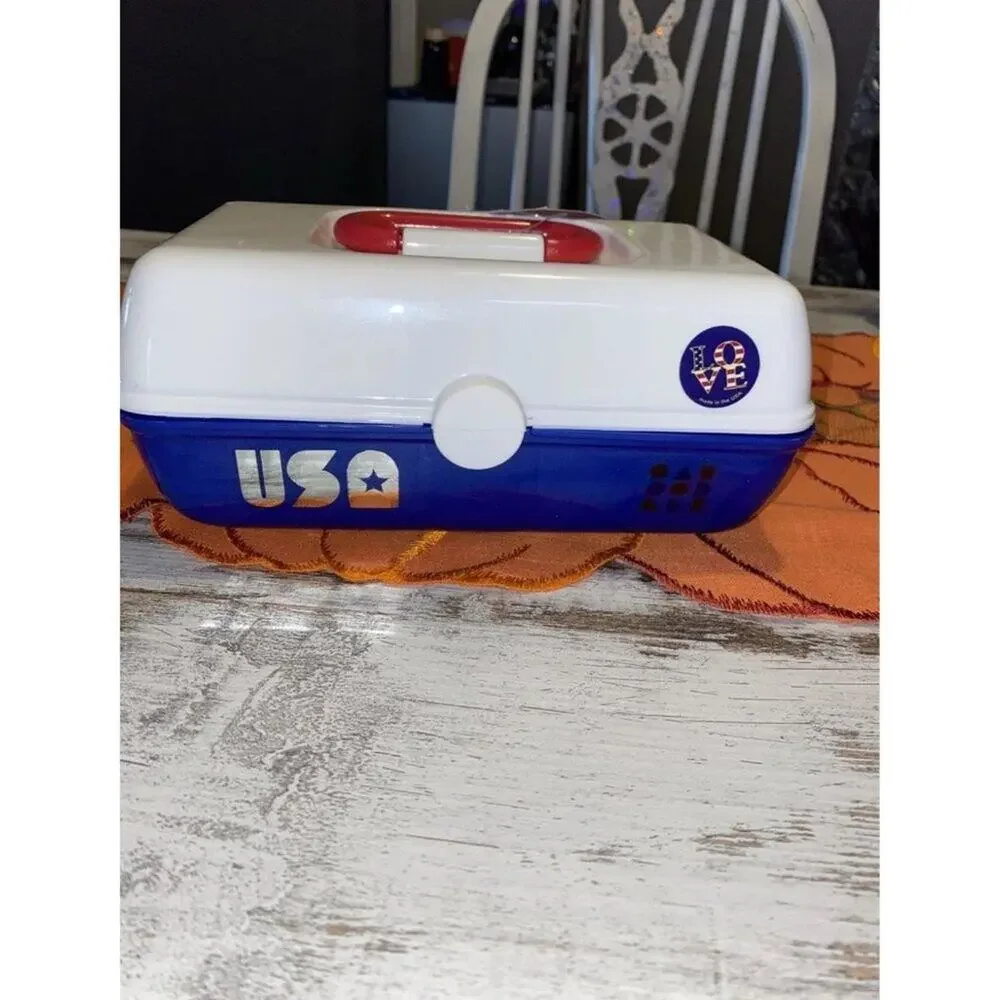Caboodles Pretty in Petite USA Retro Makeup Organizer with Mirror – 90s Remake